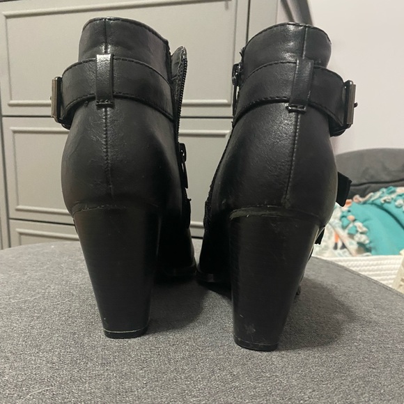 Womens black heel booties - Picture 3 of 7